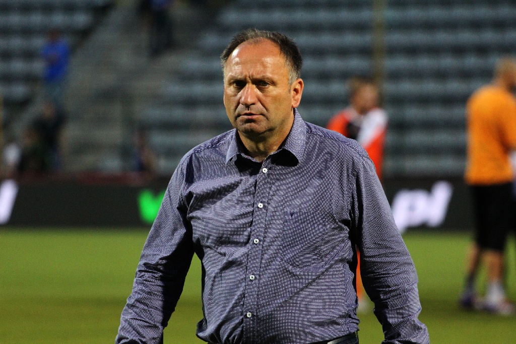 Derby dla Chrobrego. Miedź słaba i bezradna
