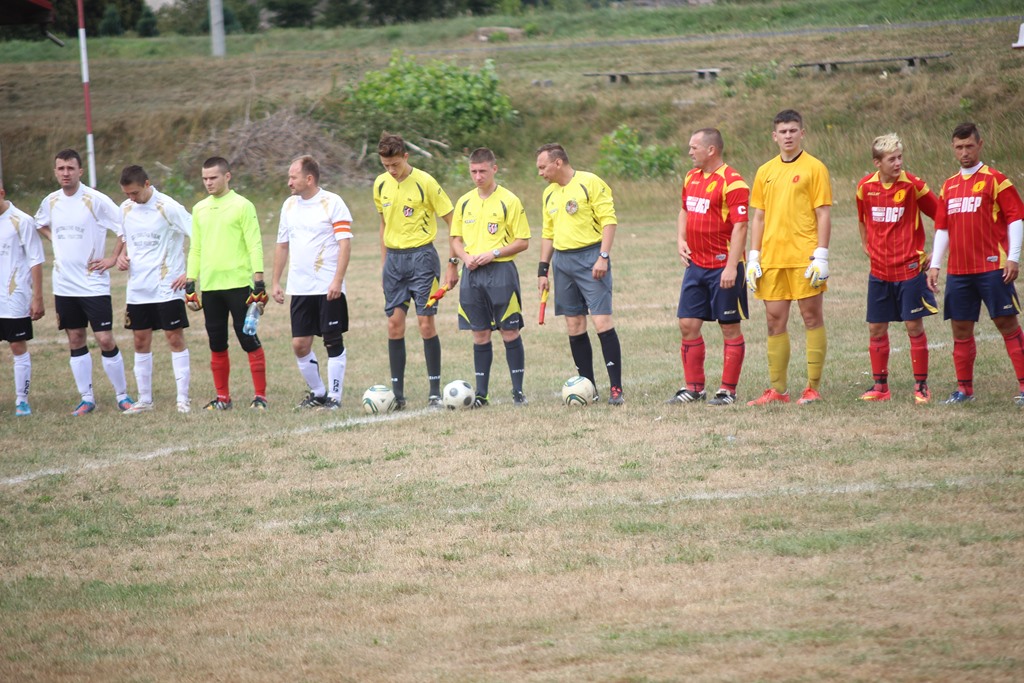 Klasa B: Iskra Niedźwiedzice - Iskra II Kochlice 1:9