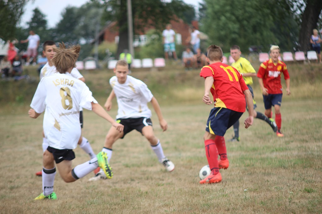 Klasa B: Iskra Niedźwiedzice - Iskra II Kochlice 1:9