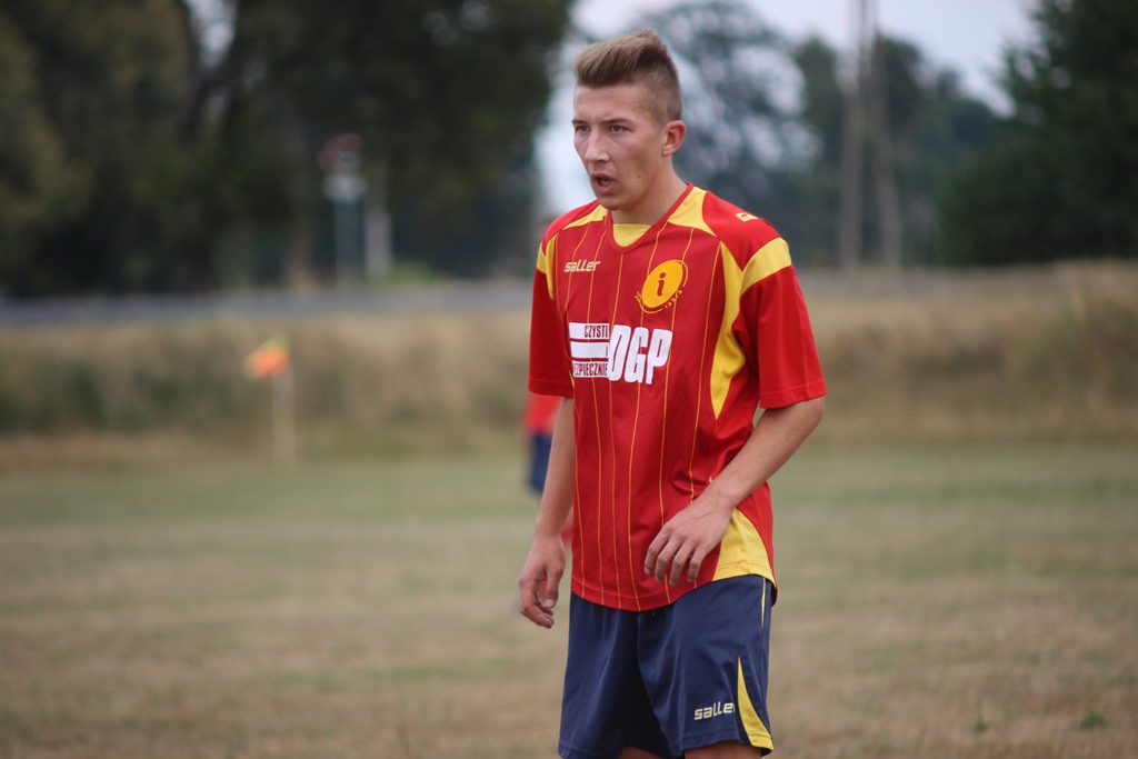 Klasa B: Iskra Niedźwiedzice - Iskra II Kochlice 1:9