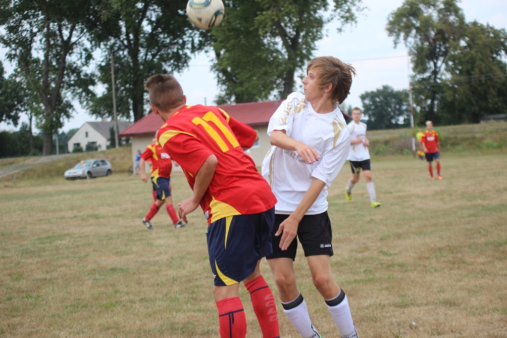 Klasa B: Iskra Niedźwiedzice - Iskra II Kochlice 1:9