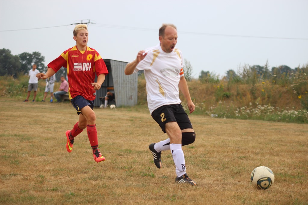 Klasa B: Iskra Niedźwiedzice - Iskra II Kochlice 1:9