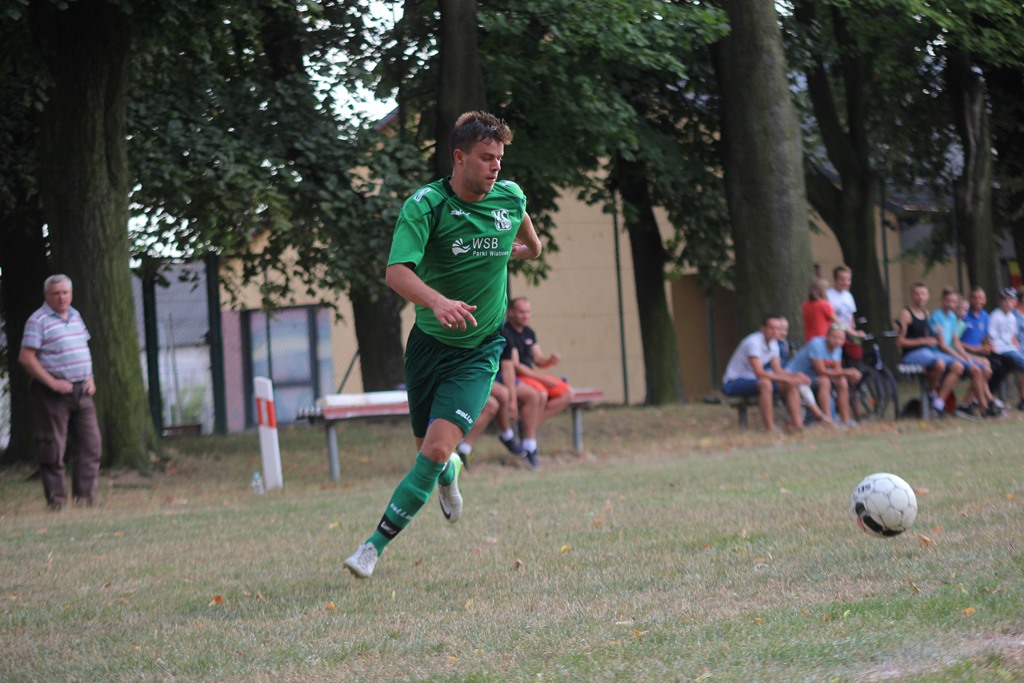 Klasa A: KS Legnickie Pole - Zjednoczeni Snowidza 2:1
