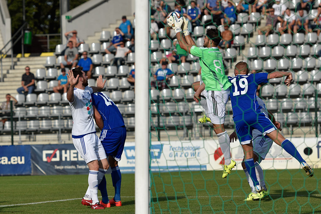Pierwszy triumf Miedzi. Bartczak bohaterem!
