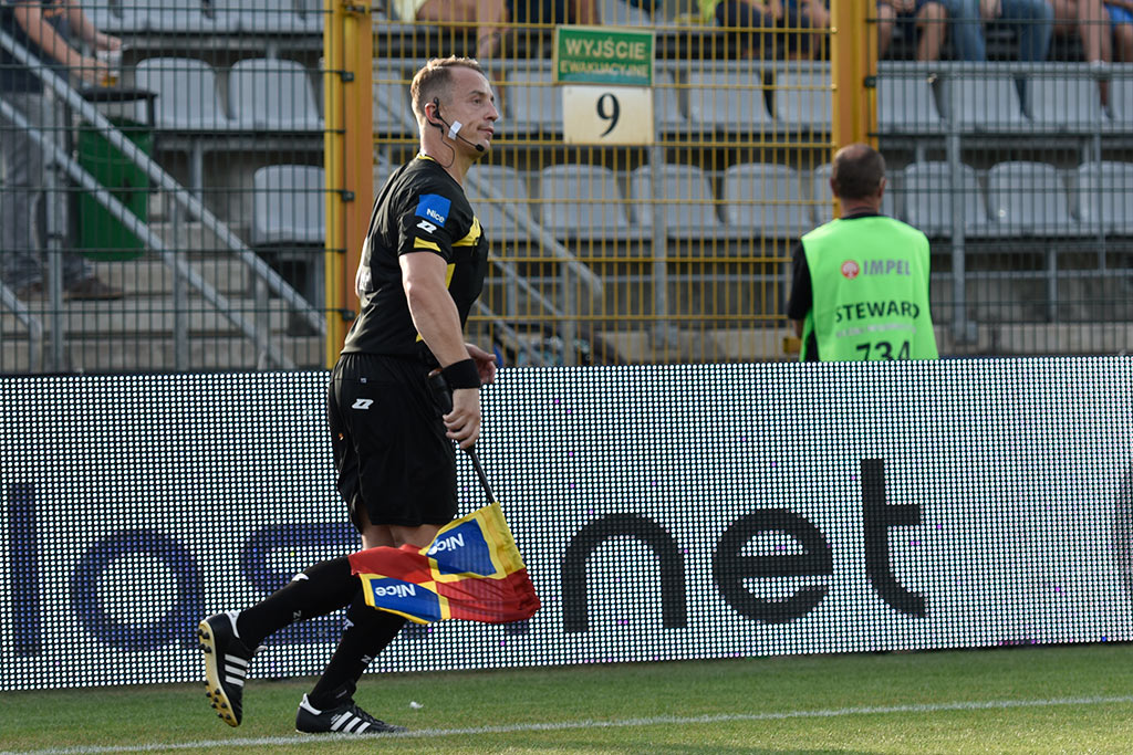 Pierwszy triumf Miedzi. Bartczak bohaterem!
