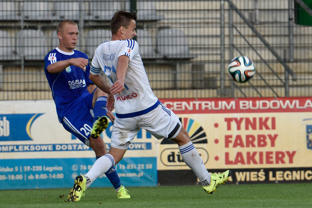 Pierwszy triumf Miedzi. Bartczak bohaterem!
