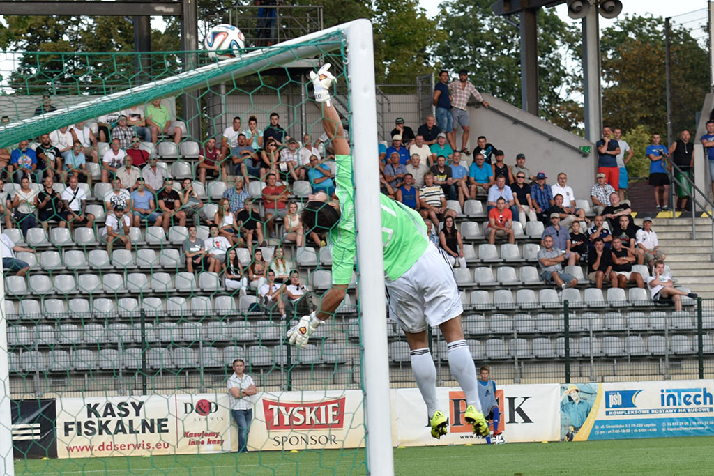 Pierwszy triumf Miedzi. Bartczak bohaterem!
