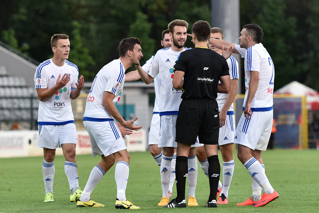 Pierwszy triumf Miedzi. Bartczak bohaterem!

