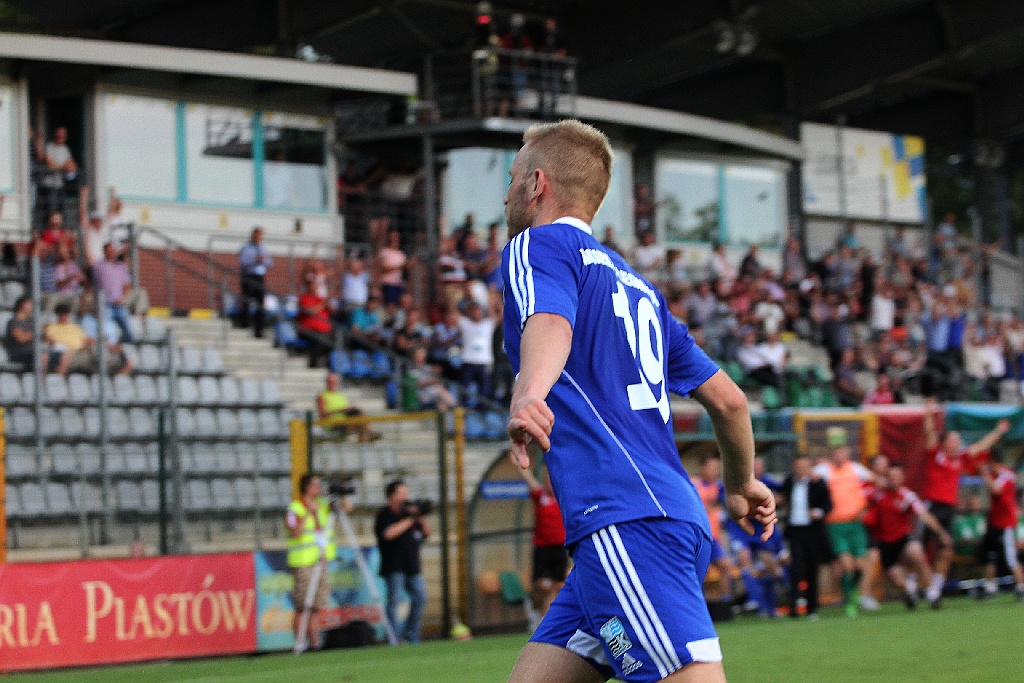 Pierwszy triumf Miedzi. Bartczak bohaterem!
