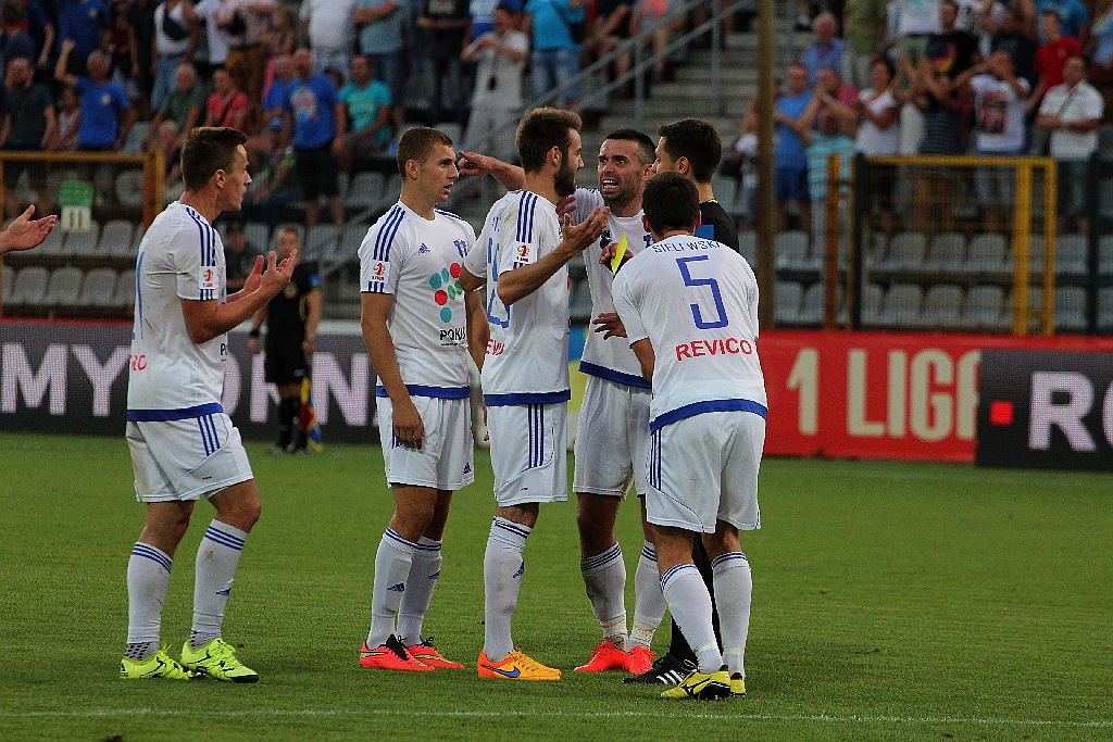Pierwszy triumf Miedzi. Bartczak bohaterem!
