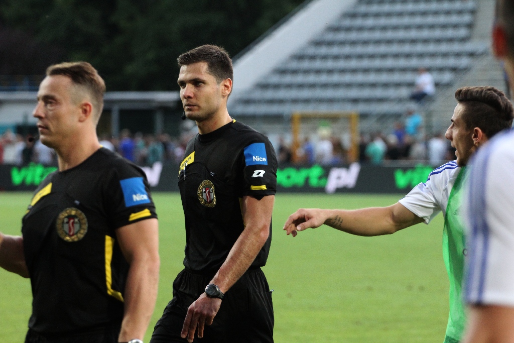 Pierwszy triumf Miedzi. Bartczak bohaterem!
