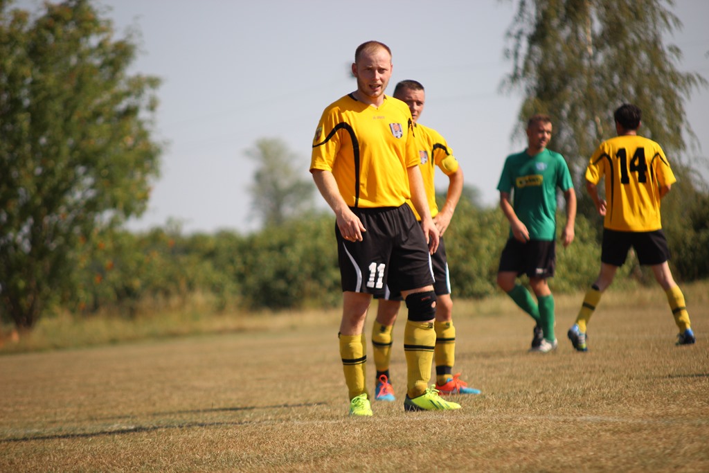 Klasa A: Mewa Kunice - Czarni Dziewin 4:4 (1:3)
