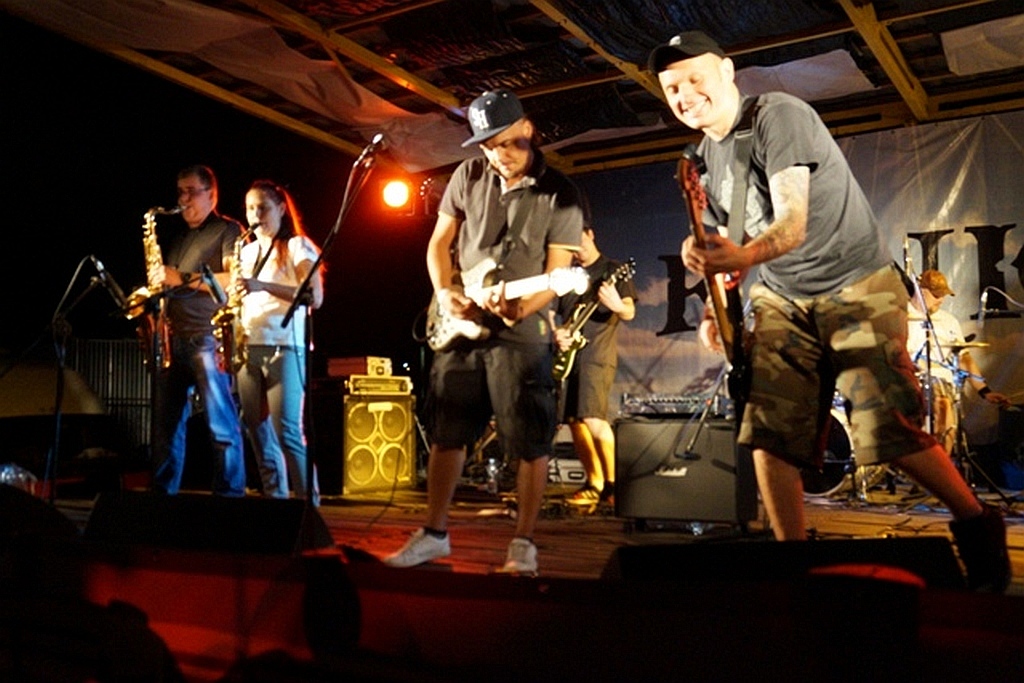 W Kunicach w rytmie reggae odtańczyli koniec wakacji