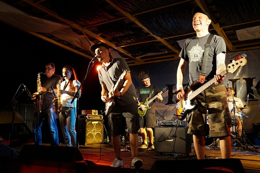W Kunicach w rytmie reggae odtańczyli koniec wakacji
