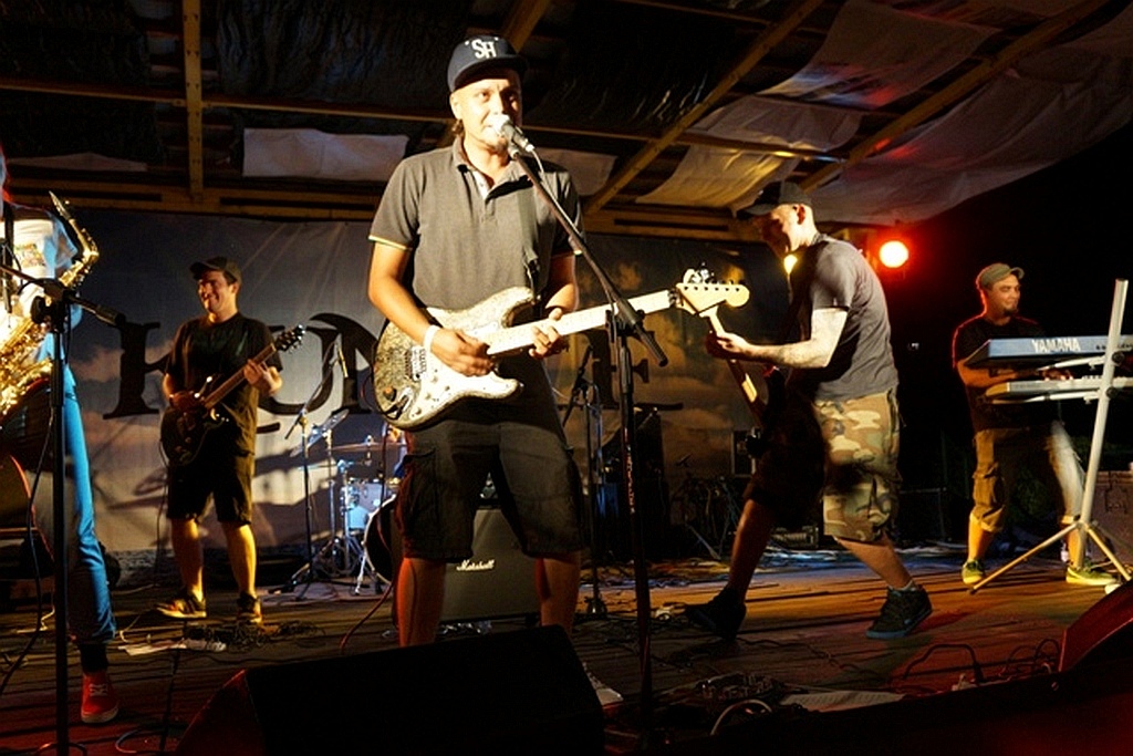 W Kunicach w rytmie reggae odtańczyli koniec wakacji