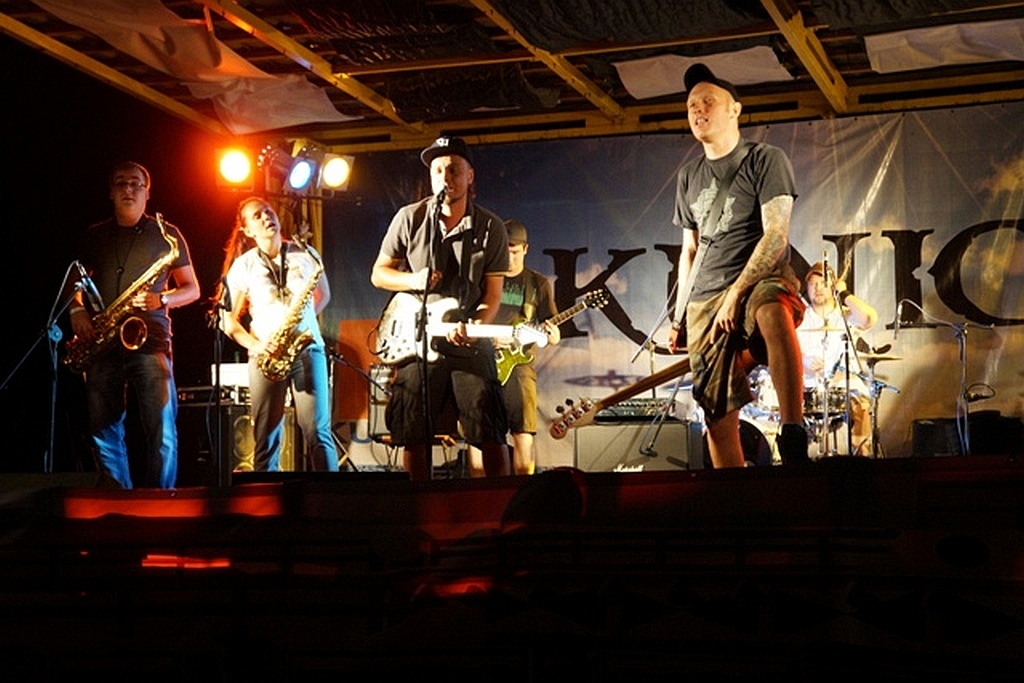 W Kunicach w rytmie reggae odtańczyli koniec wakacji