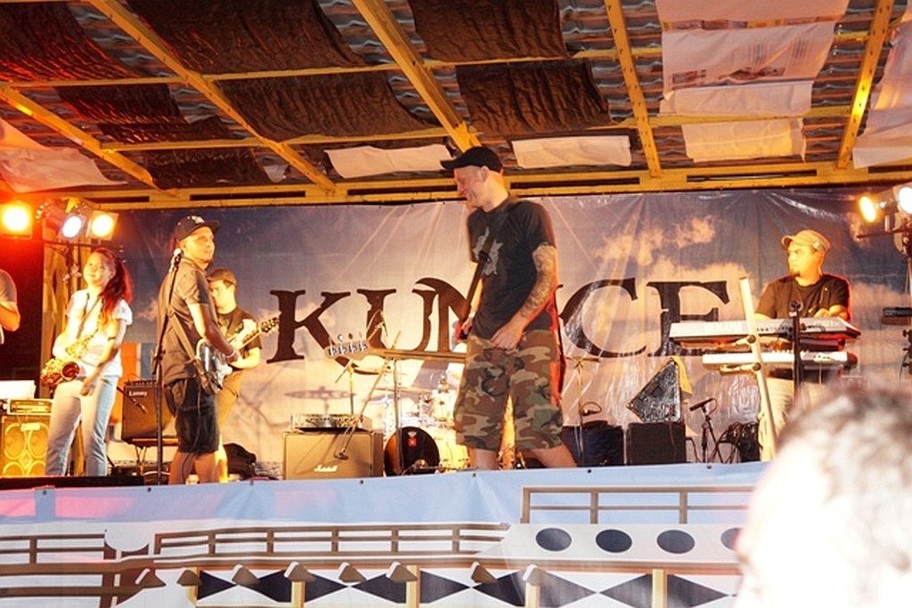 W Kunicach w rytmie reggae odtańczyli koniec wakacji
