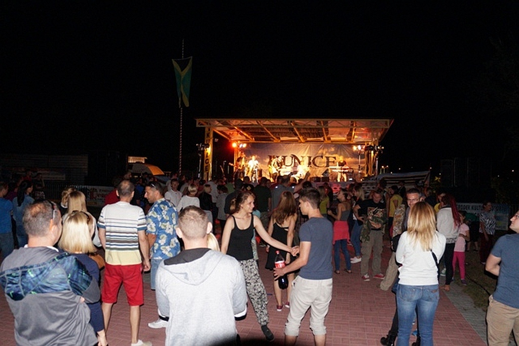 W Kunicach w rytmie reggae odtańczyli koniec wakacji