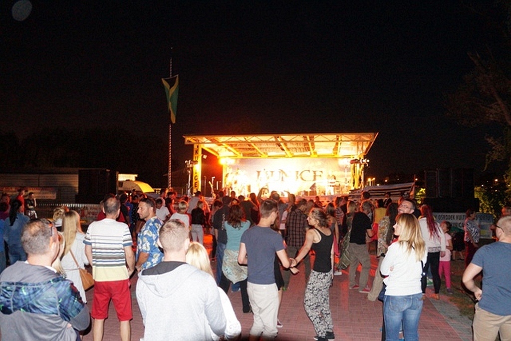 W Kunicach w rytmie reggae odtańczyli koniec wakacji