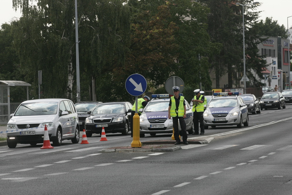 Potrącenie pieszego na ulicy Wrocławskiej przez motocyklistę