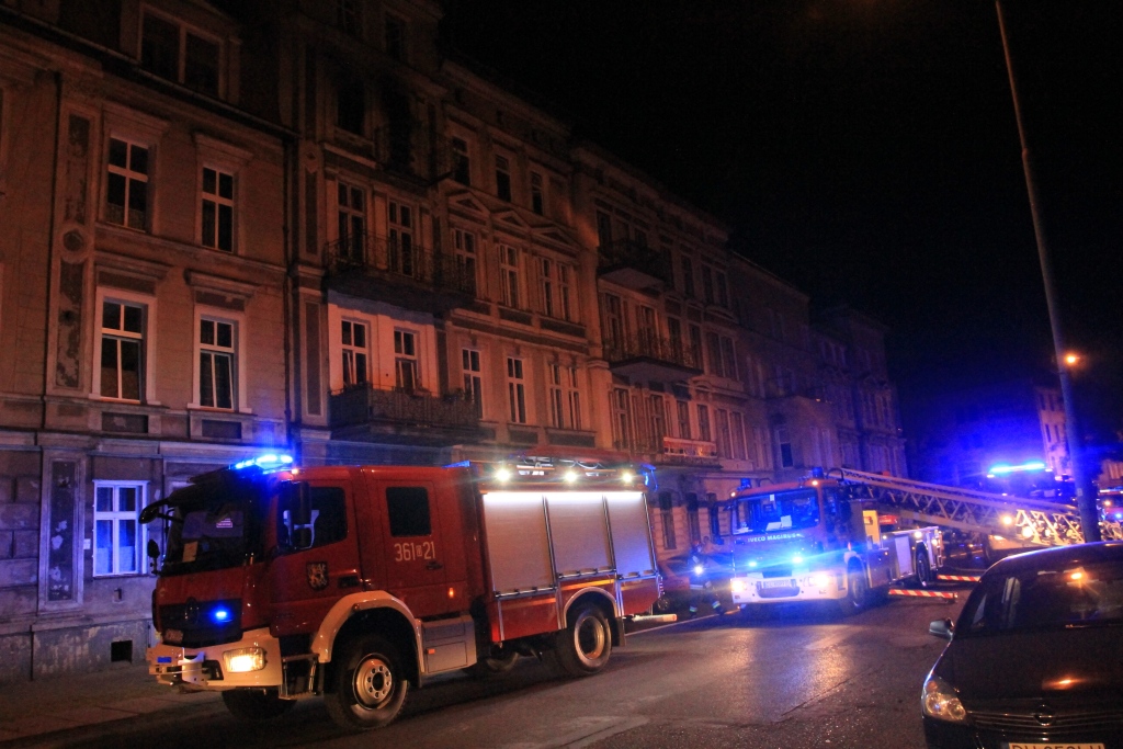 Spłonęło mieszkanie przy ul. Powstańców Śląskich