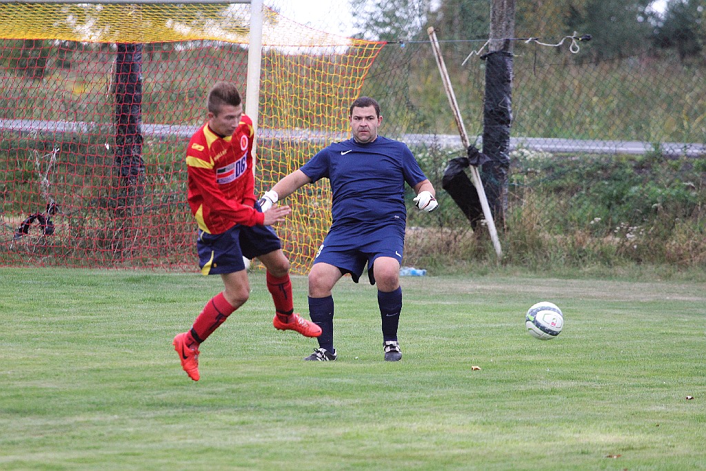 Klasa B: Iskra II Kochlice - Ikar Miłogostowice 0:2