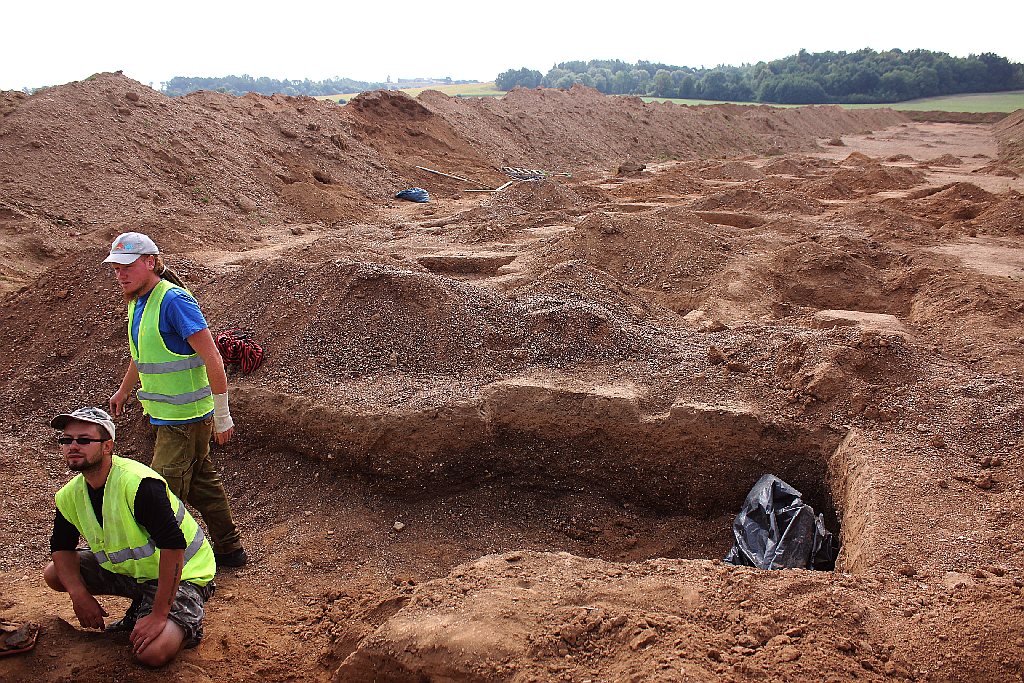 Pod Legnicą podczas budowy drogi S3 odkopali archeologiczne skarby