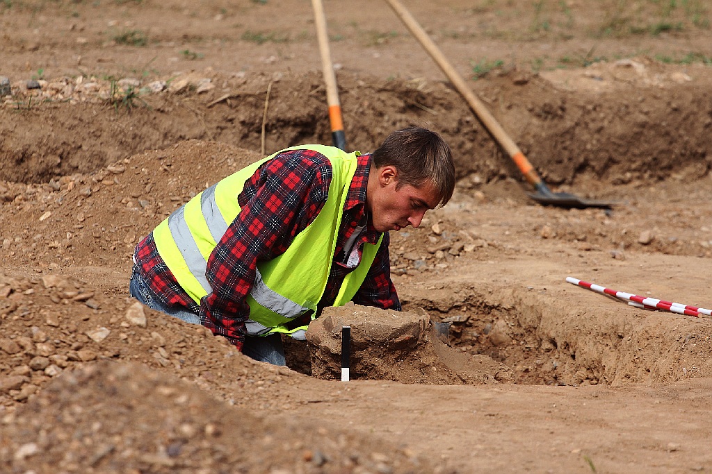 Pod Legnicą podczas budowy drogi S3 odkopali archeologiczne skarby