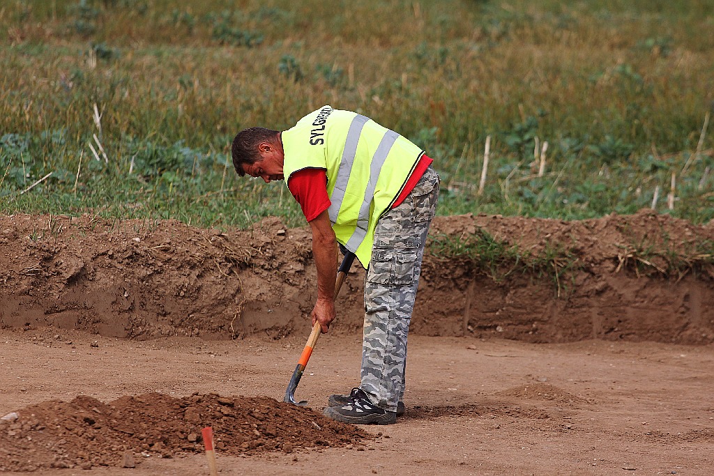 Pod Legnicą podczas budowy drogi S3 odkopali archeologiczne skarby