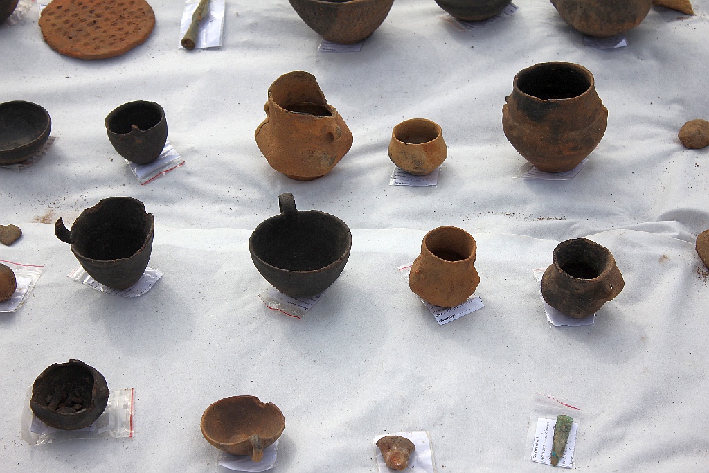 Pod Legnicą podczas budowy drogi S3 odkopali archeologiczne skarby