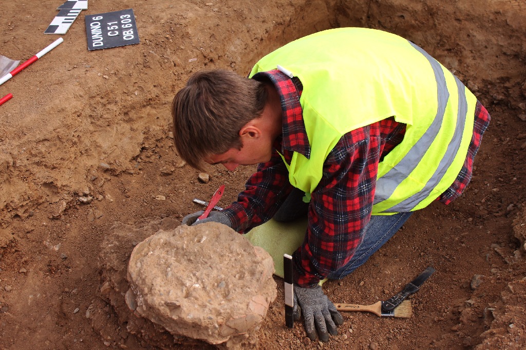 Pod Legnicą podczas budowy drogi S3 odkopali archeologiczne skarby