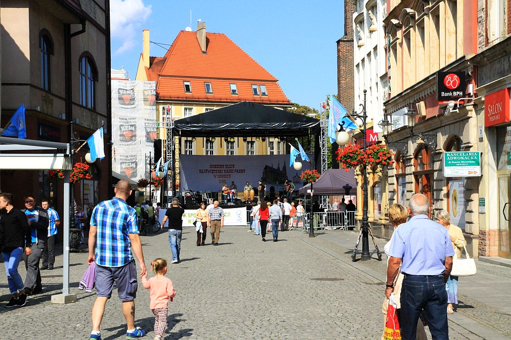 Największe w Legnicy imieniny ulicy Najświętszej Marii Pannny cz1