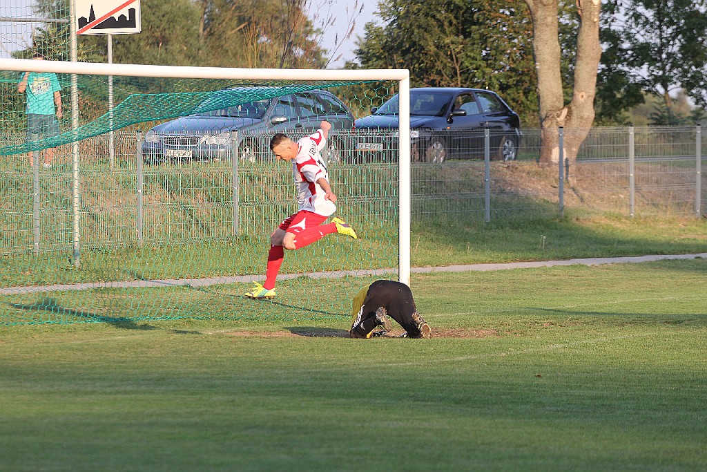Okręgówka: Kaczawa Bieniowice - Zamet Przemków 4:3 (0:0)