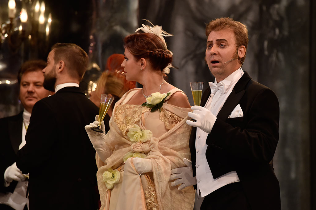 Operetkowe zakończenie imienin ulicy Najświętszej Marii Panny