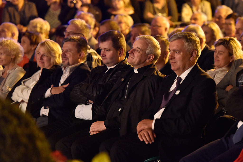 Operetkowe zakończenie imienin ulicy Najświętszej Marii Panny