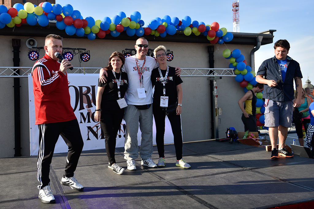 Charytatywny maraton zumby na dachu Galerii Piastów