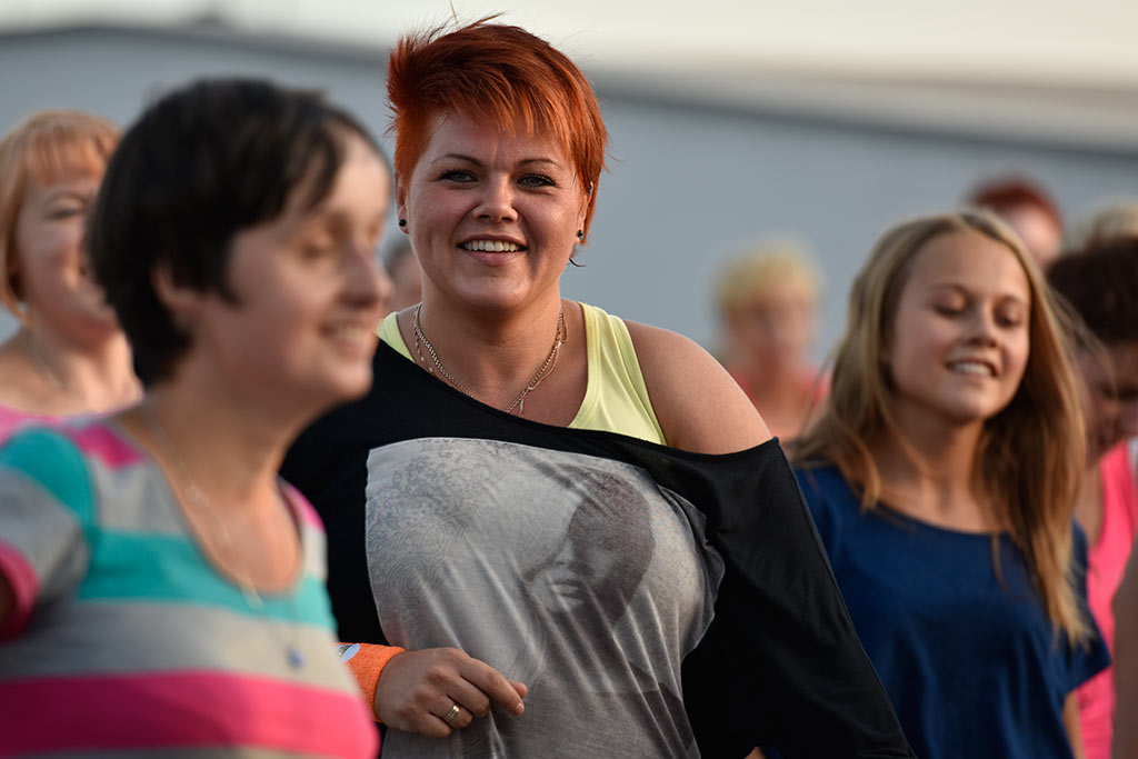Charytatywny maraton zumby na dachu Galerii Piastów cz2
