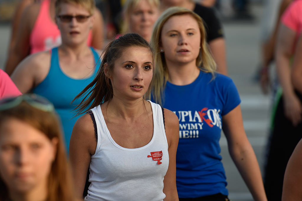 Charytatywny maraton zumby na dachu Galerii Piastów cz2