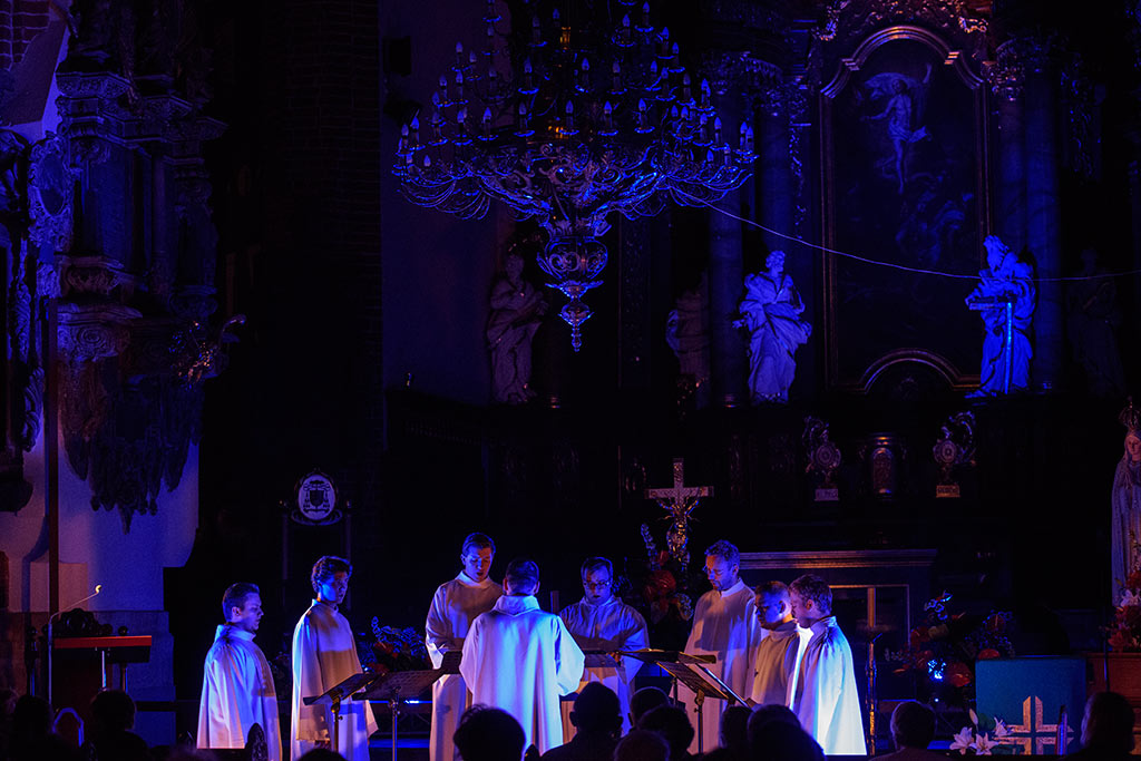 Muzyka ze zbiorów jasnogórskich i improwizacja organowa