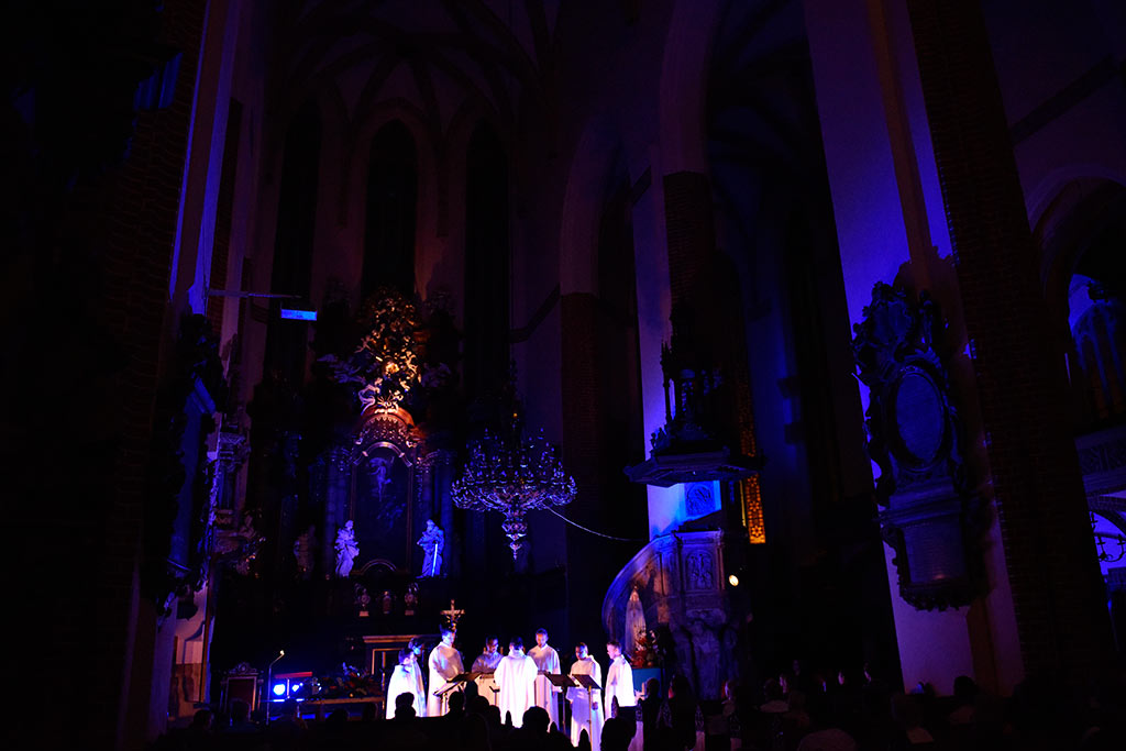 Muzyka ze zbiorów jasnogórskich i improwizacja organowa