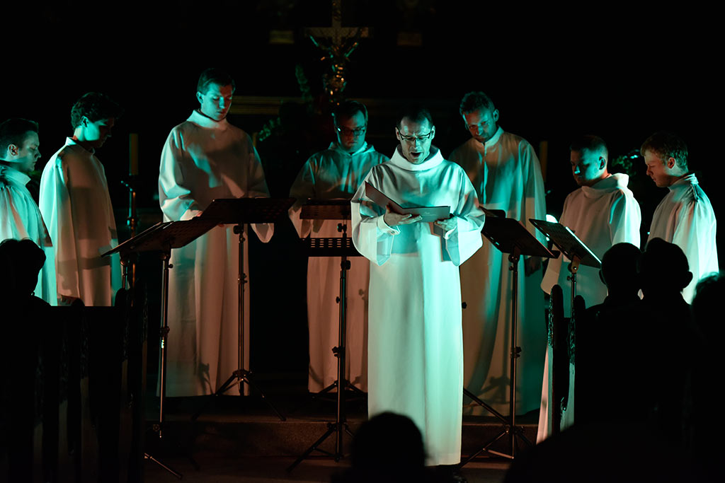 Muzyka ze zbiorów jasnogórskich i improwizacja organowa