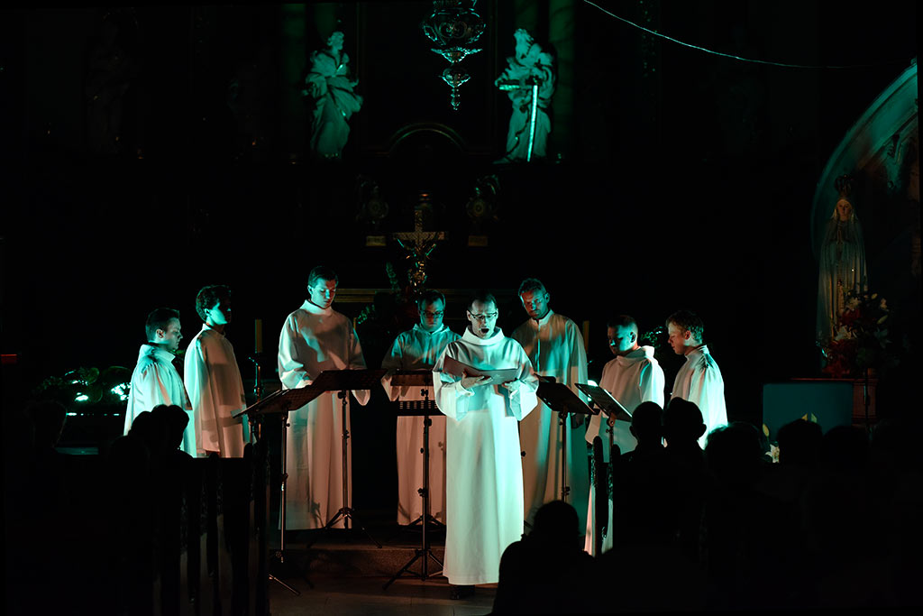 Muzyka ze zbiorów jasnogórskich i improwizacja organowa