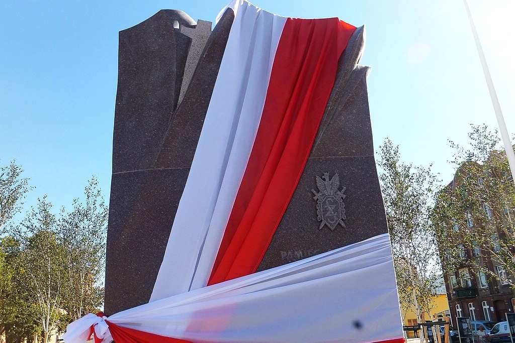 Legniczanie uczestniczyli w odsłonięciu Pomnika Zesłańcom Sybiru