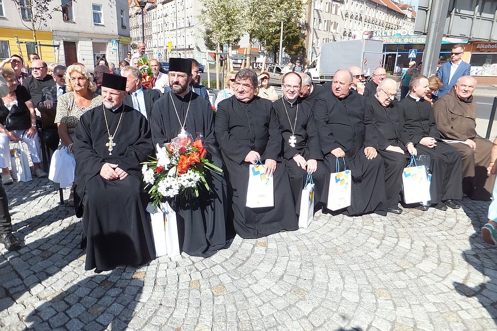 Legniczanie uczestniczyli w odsłonięciu Pomnika Zesłańcom Sybiru