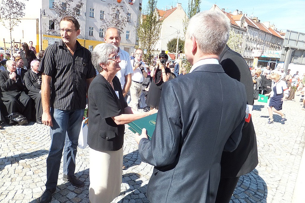 Legniczanie uczestniczyli w odsłonięciu Pomnika Zesłańcom Sybiru