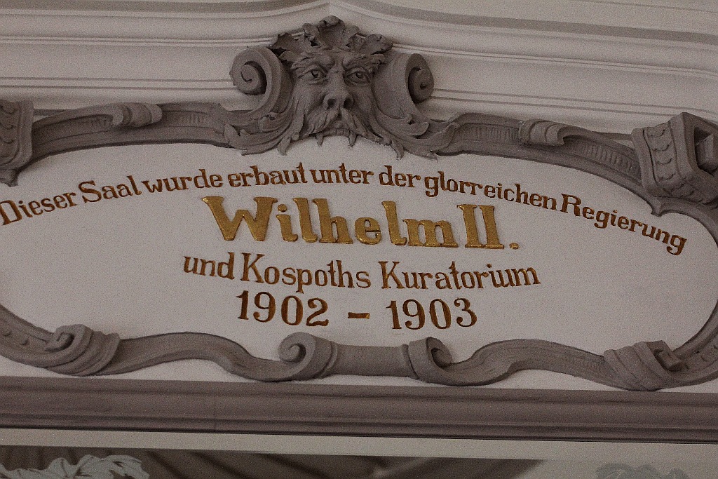 Sala królewska już zachwyca, maneżownia nabiera wyrazu