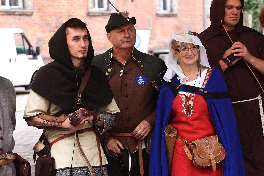 Kilkunastu łuczników z całej Polski walczyło na legnickim zamku