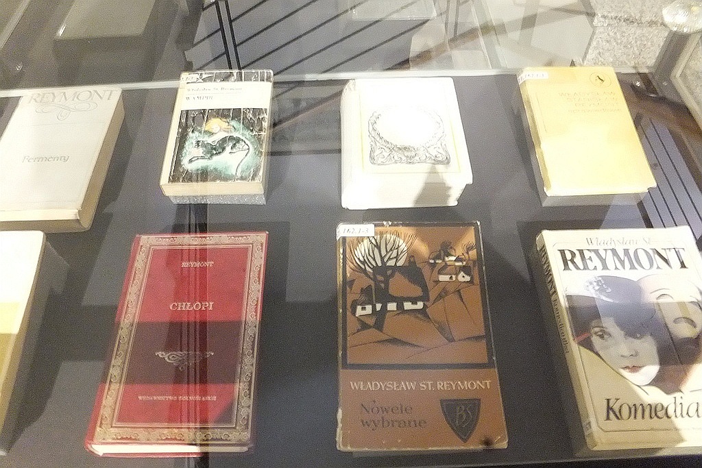 W Muzeum Miedzi można podziwiać wystawę poświęconą Reymontowi