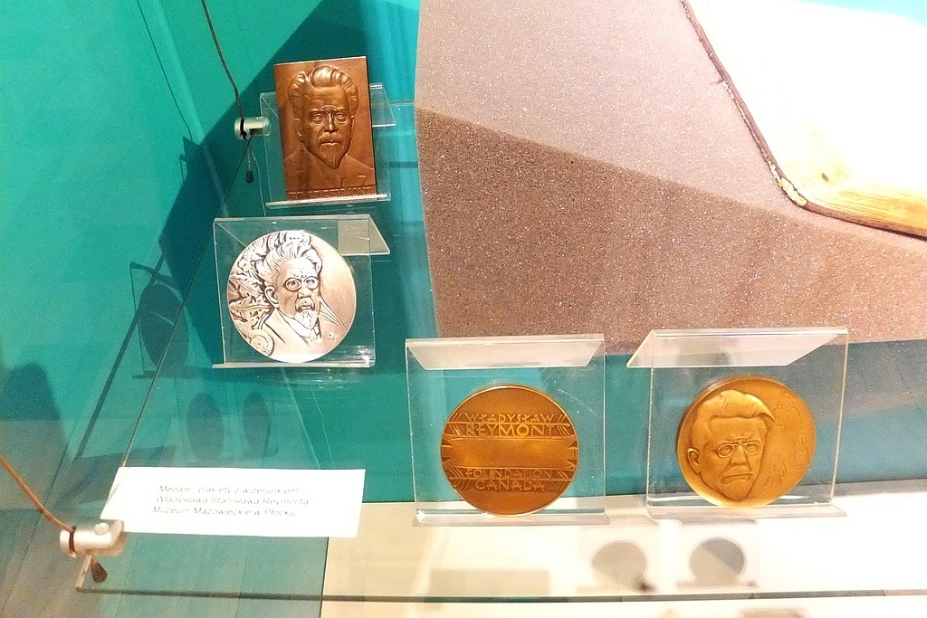 W Muzeum Miedzi można podziwiać wystawę poświęconą Reymontowi