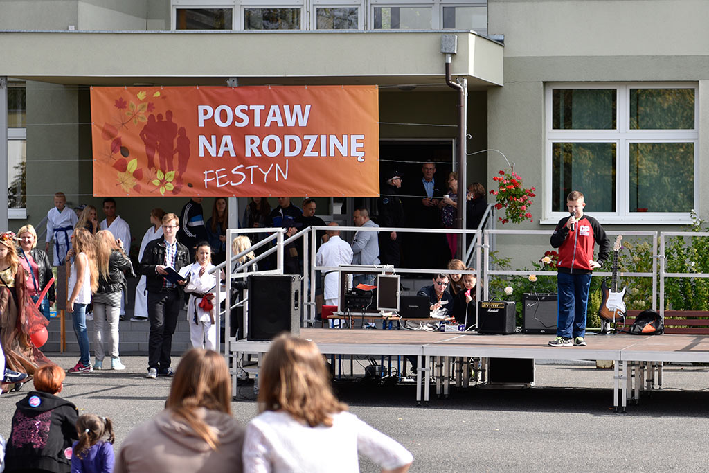 Wielka rodzinna zabawa na festynie szkolnym w ZSO nr 2